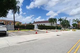 8652 NW 112th Ct, Doral, FL 33178 - Photo 30