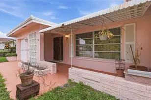 4901 NW 53rd St, Tamarac, FL 33319 - Photo 1