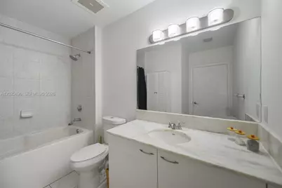 133 NE 2nd Ave #1512, Miami, FL 33132 - Photo 30