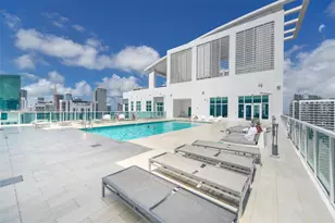 133 NE 2nd Ave, Miami, FL 33132 - Photo 2