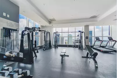 133 NE 2nd Ave #1512, Miami, FL 33132 - Photo 6