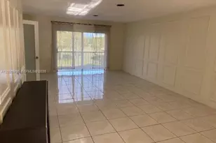 6101 N Falls Cir Dr, Lauderhill, FL 33319 - Photo 10