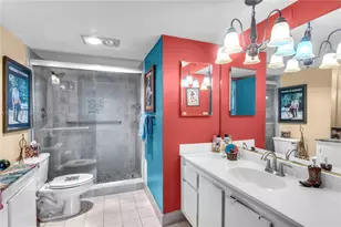 555 NE 15th St, Miami, FL 33132 - Photo 18