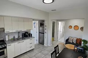 2224 SW 11th St, Miami, FL 33135 - Photo 4