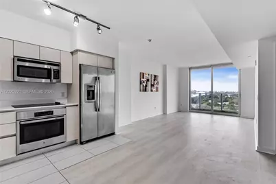 4250 Biscayne Blvd #914, Miami, FL 33137 - Photo 6