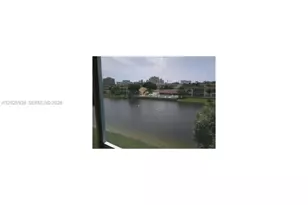 2880 NE 203rd St, Aventura, FL 33180 - Photo 2