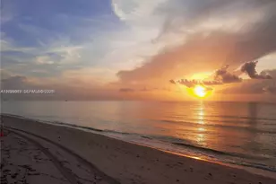 100 Bayview Dr, Sunny Isles Beach, FL 33160 - Photo 24