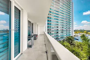 100 Bayview Dr, Sunny Isles Beach, FL 33160 - Photo 16