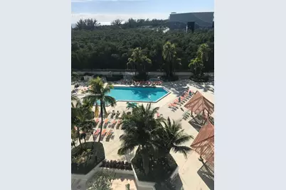 100 Bayview Dr #503, Sunny Isles Beach, FL 33160 - Photo 18