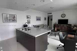 7875 NW 107th Ave, Doral, FL 33178 - Photo 4