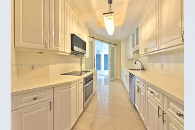 848 Brickell Key Dr #306, Miami, FL 33131 - Photo 28