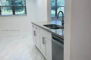 16171 Blatt Blvd, Weston, FL 33326 - Photo 10