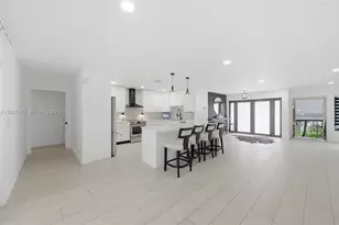 9935 Ramblewood Dr, Coral Springs, FL 33071 - Photo 10