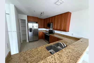 107 Mendoza Ave #201, Coral Gables, FL 33134 - Photo 6