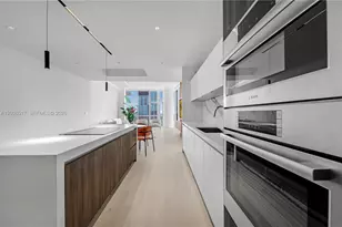 851 NE 1st Ave, Miami, FL 33132 - Photo 50