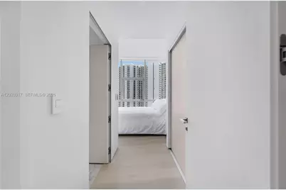 851 NE 1st Ave #4201, Miami, FL 33132 - Photo 22