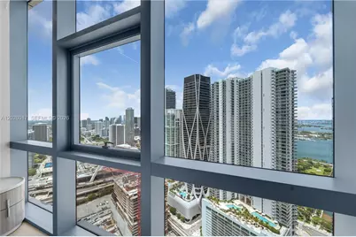 851 NE 1st Ave #4201, Miami, FL 33132 - Photo 18
