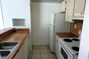 6995 NW 186th St, Hialeah, FL 33015 - Photo 2