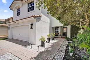 11953 Donlin Dr, Wellington, FL 33414 - Photo 4