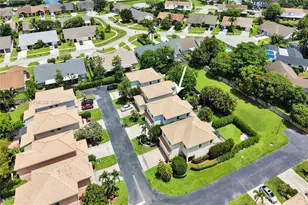 11953 Donlin Dr, Wellington, FL 33414 - Photo 2
