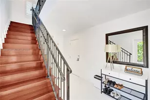 1112 NE 17th Way, Fort Lauderdale, FL 33304 - Photo 2