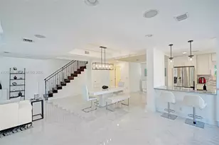 1112 NE 17th Way, Fort Lauderdale, FL 33304 - Photo 6