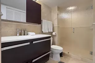 16400 Collins Ave, Sunny Isles Beach, FL 33160 - Photo 26