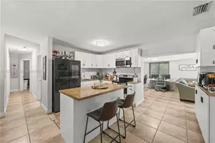 1611 SW 67th Ave, North Lauderdale, FL 33068 - Photo 10