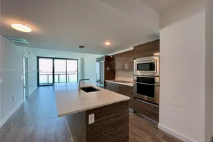 460 NE 28th St, Miami, FL 33137 - Photo 12