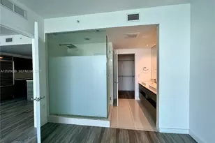 460 NE 28th St, Miami, FL 33137 - Photo 20