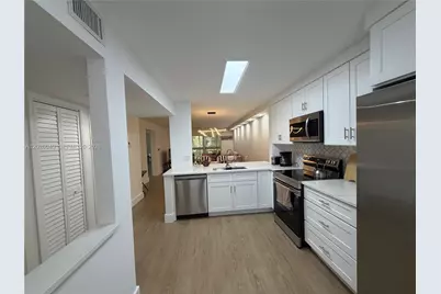 7350 Kinghurst Dr #305, Delray Beach, FL 33446 - Photo 24