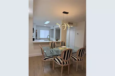 7350 Kinghurst Dr #305, Delray Beach, FL 33446 - Photo 12