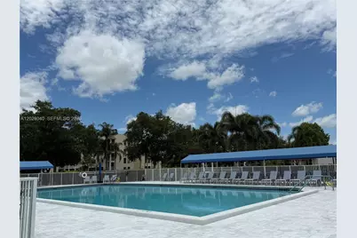 7350 Kinghurst Dr #305, Delray Beach, FL 33446 - Photo 30