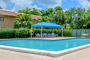 302 Lakeview Dr, Weston, FL 33326 - Photo 38
