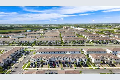 12862 SW 231st St, Miami, FL 33170 - Photo 4