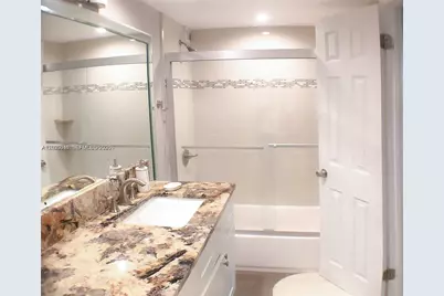 800 NE 195th St #720, Miami, FL 33179 - Photo 24