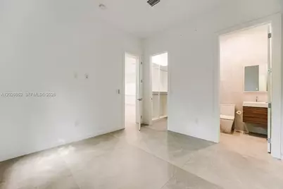 3741 Kumquat Ave, Miami, FL 33133 - Photo 12