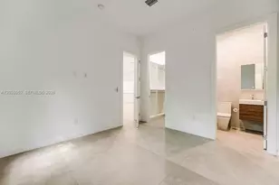 3741 Kumquat Ave, Miami, FL 33133 - Photo 12