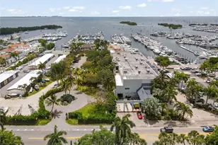 2539 S Bayshore Dr, Miami, FL 33133 - Photo 26