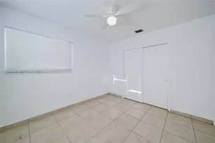 896 E 22nd St, Hialeah, FL 33013 - Photo 8
