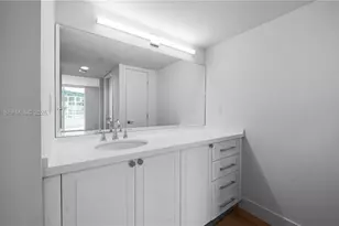 555 NE 34th St, Miami, FL 33137 - Photo 28