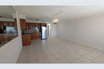 700 Atlantic Shores Blvd #8, Hallandale Beach, FL 33009 - Photo 4