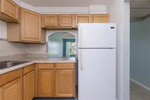 7887 Golf Cir Dr, Margate, FL 33063 - Photo 4