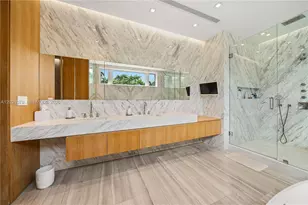 5061 N Bay Rd, Miami Beach, FL 33140 - Photo 22