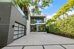 5061 N Bay Rd, Miami Beach, FL 33140 - Photo 60