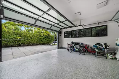 5061 N Bay Rd, Miami Beach, FL 33140 - Photo 56
