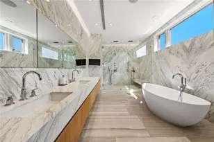 5061 N Bay Rd, Miami Beach, FL 33140 - Photo 20