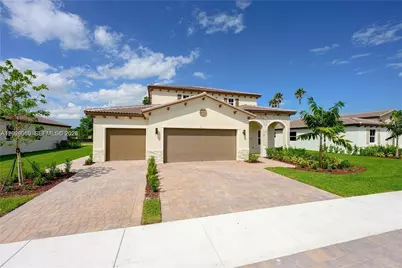 2209 SE 30th St #2, Homestead, FL 33035 - Photo 1