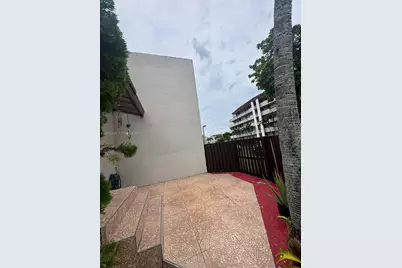 10282 NW 9th St Cir #206, Miami, FL 33172 - Photo 14