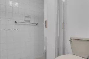 3551 Inverrary Dr, Lauderhill, FL 33319 - Photo 12